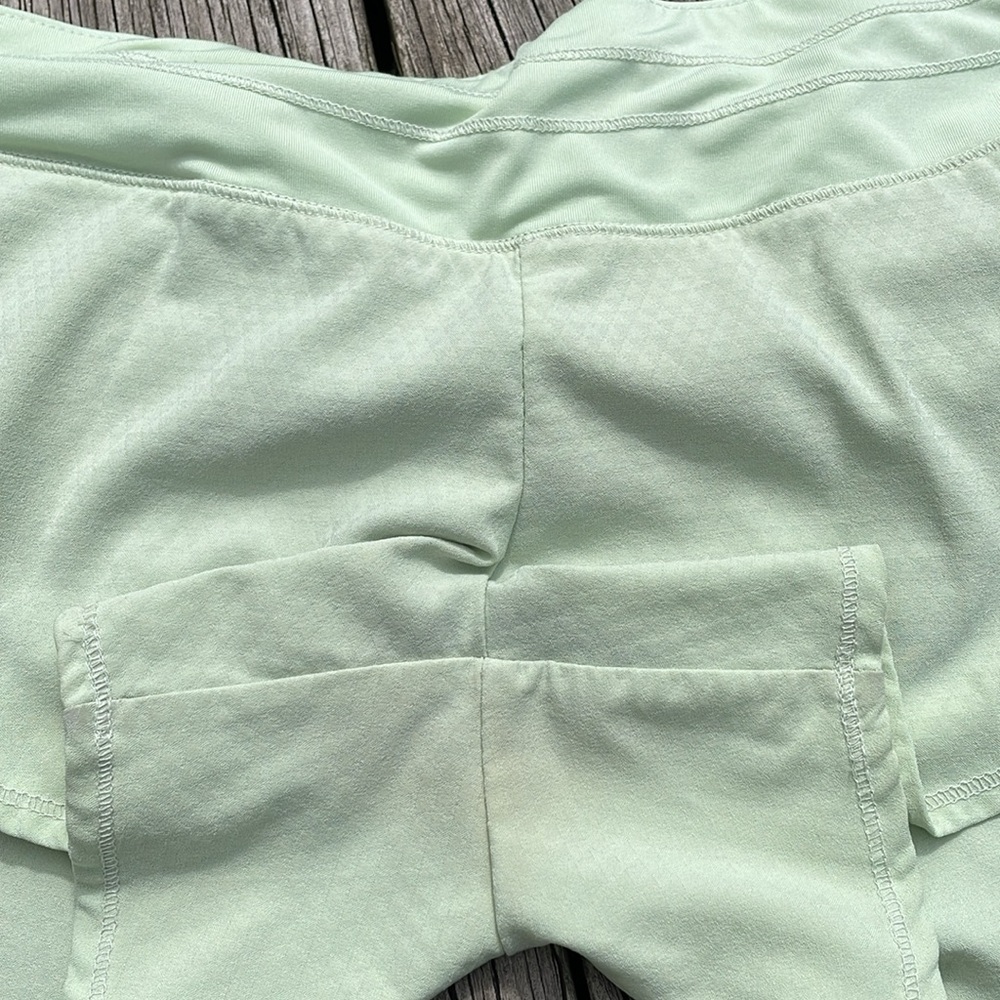 Oiselle Roga Shorts - Picture 5 of 5